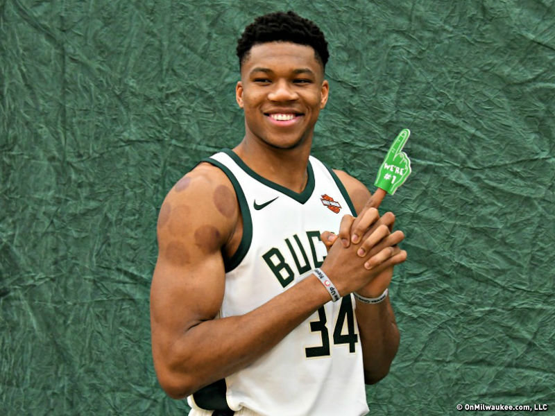 Total Sports Wisconsin tweet media