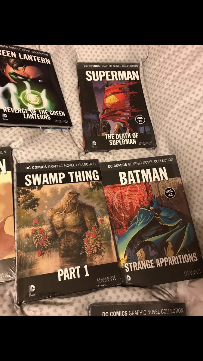 marcbowen17's tweet photo. @DGear86 It was a mystery box of 10. I’ve read the death of superman before but still good. My mate got a box too and got some continuous parts to mine so that was lucky and we can trade. I’ve got a few marvel but I’ve not read them yet https://t.co/vXWMz7hsb3