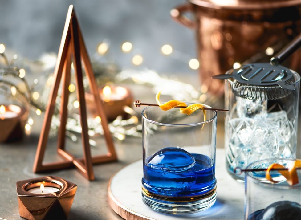 8thDevil's tweet photo. 15 Gin Cocktails That Aren't a Gin and Tonic https://t.co/MvulNOizKn https://t.co/qomteUTsiB
