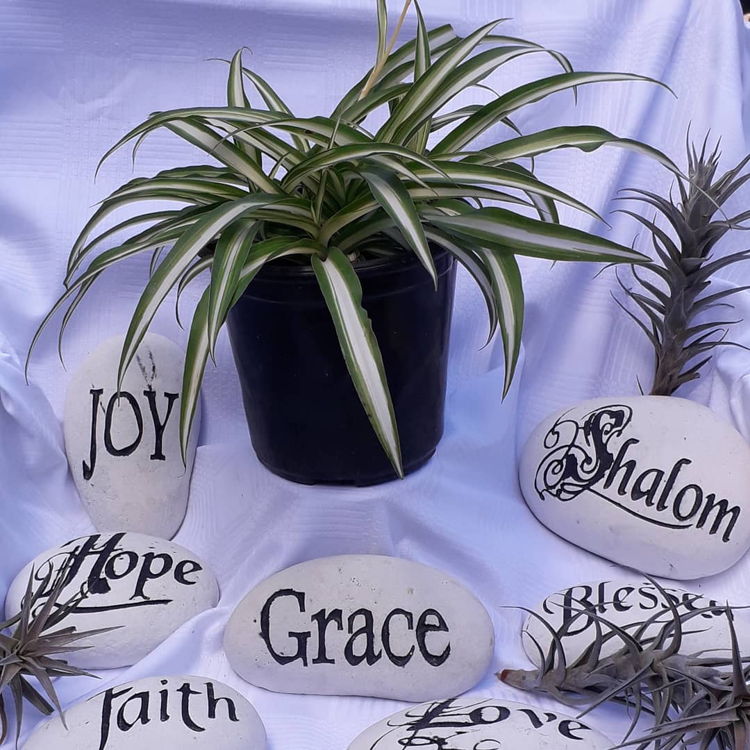 ZaffysC's tweet photo. Success is no accident..It is hard work, perseverance, learning, studying , sacrifice , and  Most of all, Love of what you are doing💞💞
#passion #success #crafts #handmadewithlove #passion https://t.co/DZ0t3mbRmr