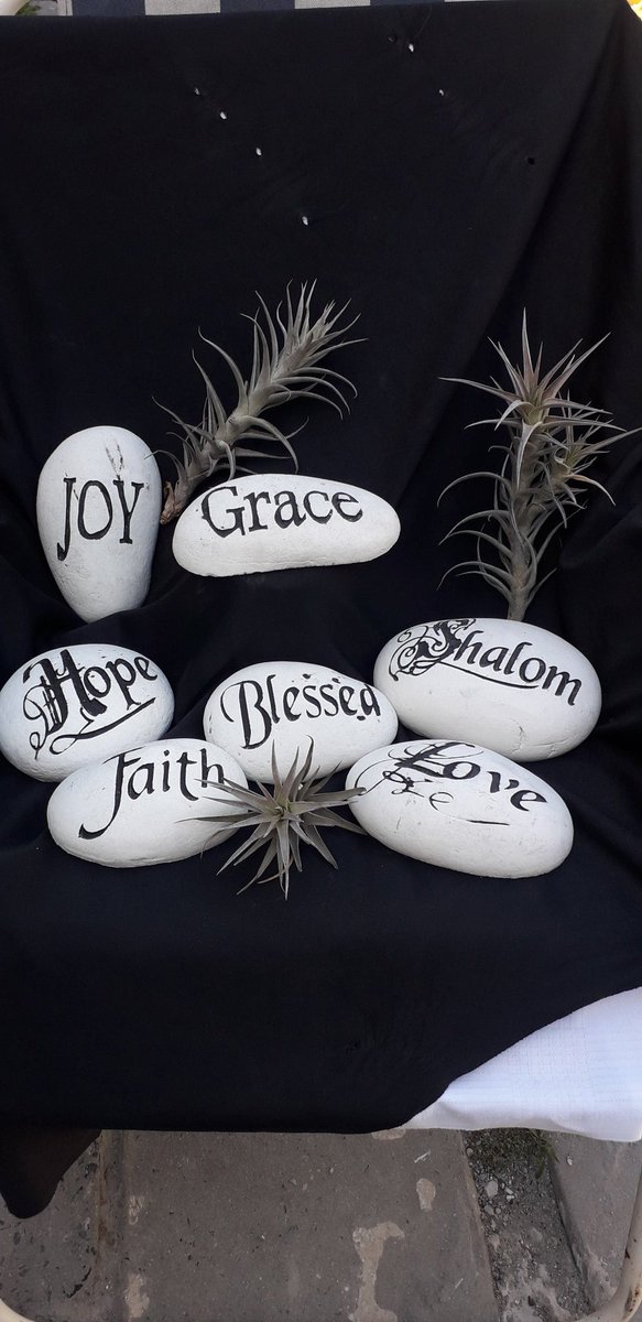 ZaffysC's tweet photo. Success is no accident..It is hard work, perseverance, learning, studying , sacrifice , and  Most of all, Love of what you are doing💞💞
#passion #success #crafts #handmadewithlove #passion https://t.co/DZ0t3mbRmr