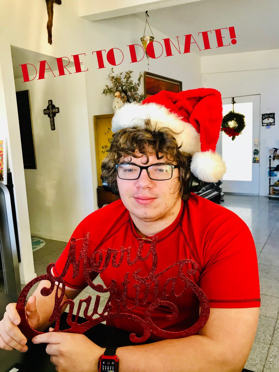 #dsusddecemberdaredays Dress festive today Aztecs! Join Senior, Ryan, celebrating the season! Support our continuing efforts to provide the best opportunities for our students by texting ‘PDHS’ to 44321! 🕎🎄❤️ #pdallinthistogether #dsusd #unitepalmdesert #GivingTuesday2020