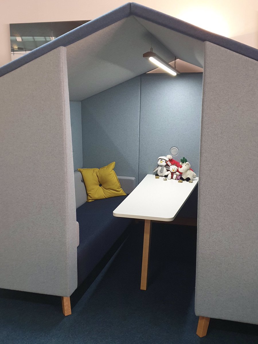 vercosean's tweet photo. Happy Christmas from all at VERCO  #Workspace #OfficeInteriors #WorkplaceDesign #InteriorDesign #OfficeFitout #ContractFurniture #Coworking #Furniture #SpacePlanning #WorkspaceDesign #InteriorDesigner #DesignAndBuild #FurnitureManufacturer #Workstation #FlexibleWorkspace https://t.co/Y89xqm4aLU