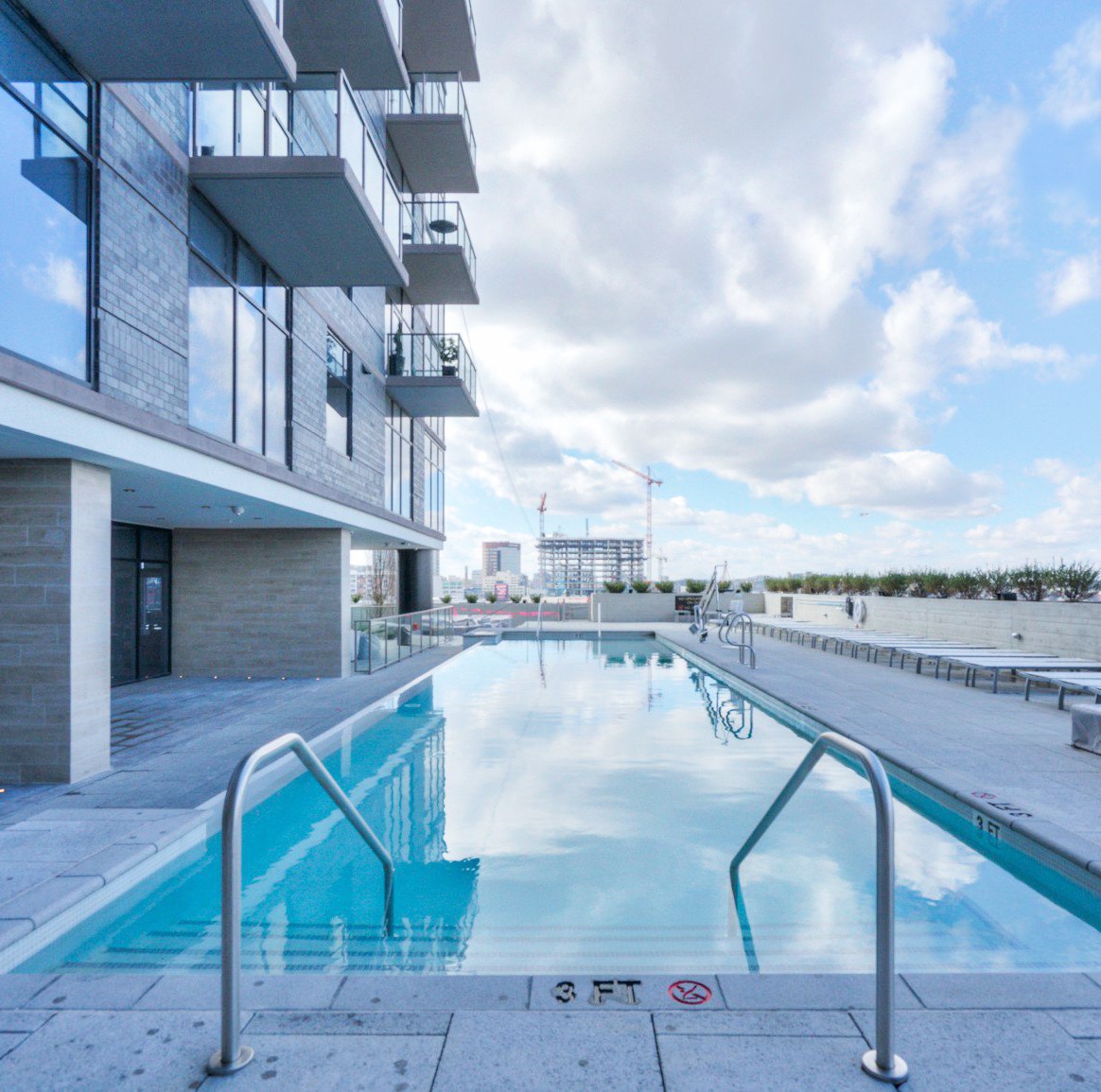 martin_aquatic's tweet photo. As we continue counting down our top projects from 2020, we’re looking at this view from Nashville's 1200 Broadway rooftop pool deck, with design led by @SWAgroup #SketchToSplash https://t.co/O5Z8fyuaPa https://t.co/U6XzZMUjDW