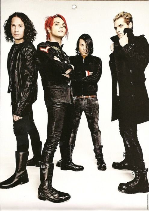 tiny frank iero a thread