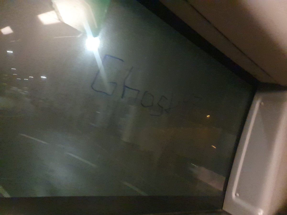 _Ghost47_'s tweet photo. #Duisburg #Rheinhausen #frischundfetzig #laar #dvg #bus #überall #wirklichüberall #Ghost47 #rhein #ballern

Wiedermal kurzfristig den Bestand aufstocken😅 https://t.co/oxxWfp0lwT
