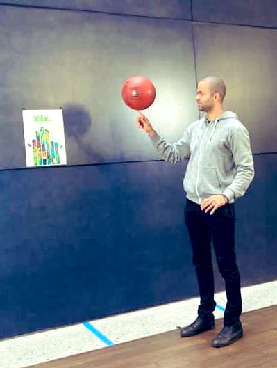 RiouxRemy's tweet image. Merci à @tonyparker🏀 pour sa visite à l’@AFD_France ce matin pour nous présenter son académie @TP_A_A à #Lyon, ouverte sur le monde 🌍. Notre partenariat Sport&amp;amp;Développement commence en #Angola 🇦🇴, grande terre de basket ! @franceenangola @LDLCASVEL @ASVEL_Feminin @SportEnCommun