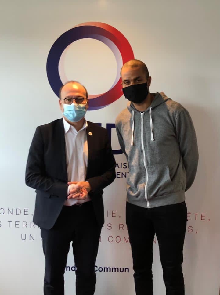 RiouxRemy's tweet image. Merci à @tonyparker🏀 pour sa visite à l’@AFD_France ce matin pour nous présenter son académie @TP_A_A à #Lyon, ouverte sur le monde 🌍. Notre partenariat Sport&amp;amp;Développement commence en #Angola 🇦🇴, grande terre de basket ! @franceenangola @LDLCASVEL @ASVEL_Feminin @SportEnCommun