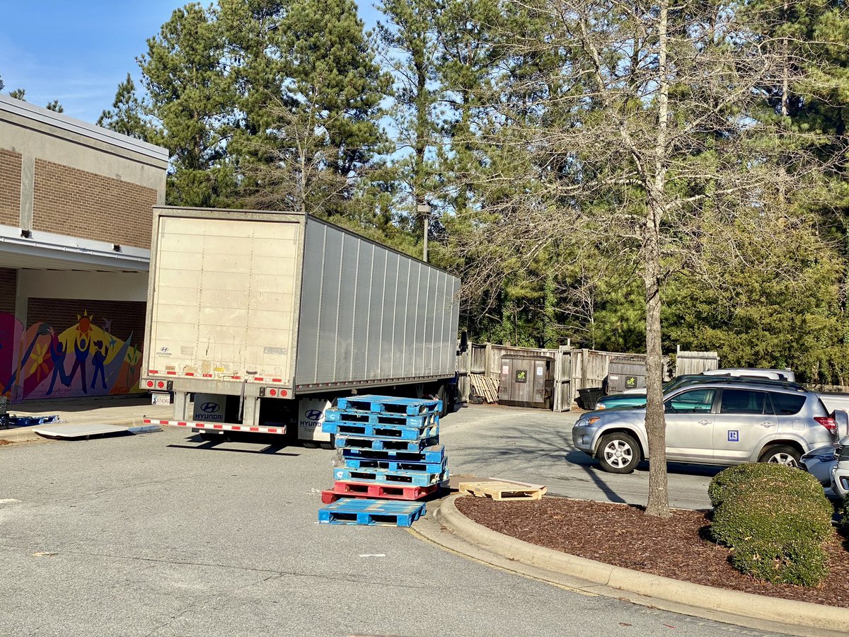 The 18-wheeler is unloaded and ready to depart, along with the forklift *THANK YOU*  @Lowes for being amazing!  – bei  Lakewood Elementary School