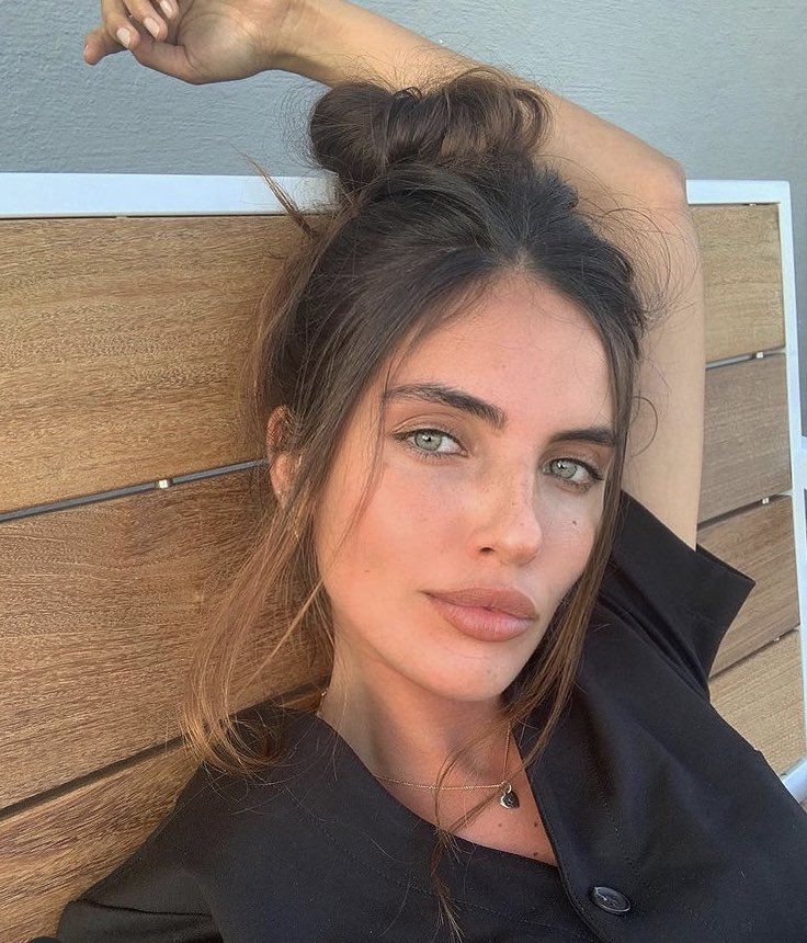 JewishBeauties's tweet photo. IG: laubds https://t.co/s2xwg8T7w0
