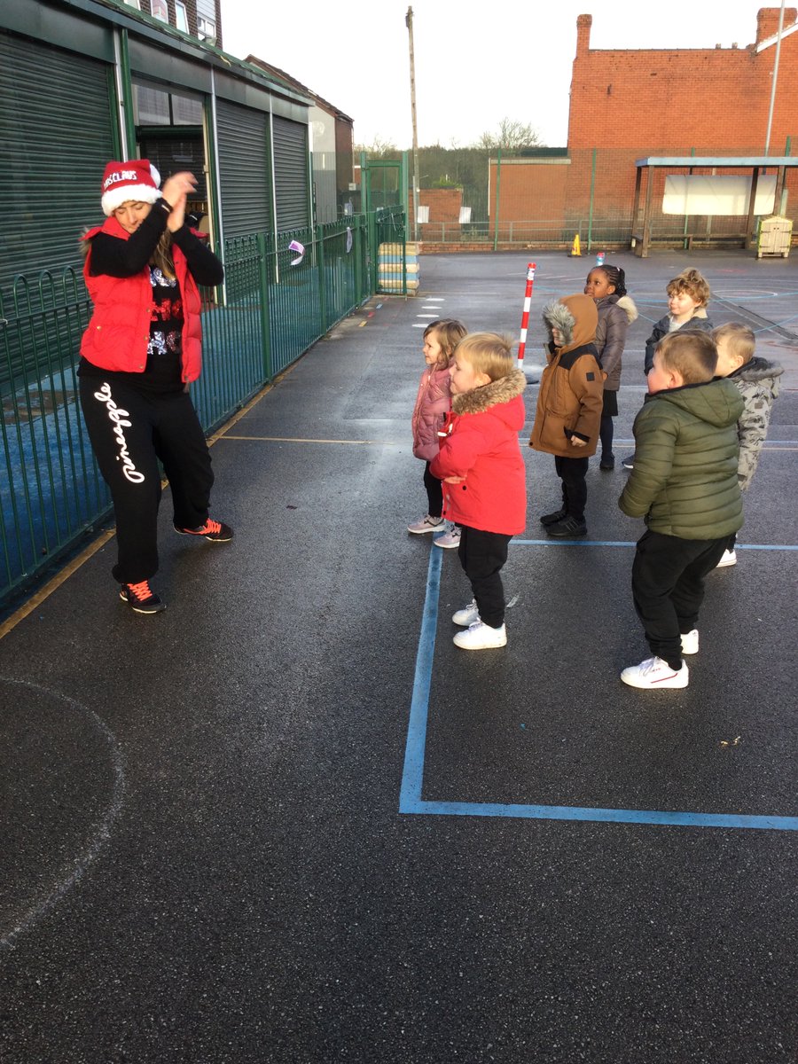 MrsHighcock's tweet photo. Nursery definitely were rocking around the Christmas tree 🎄 today! #danceathon #Christmasdancing @parishschool1 https://t.co/oNZErN8G02