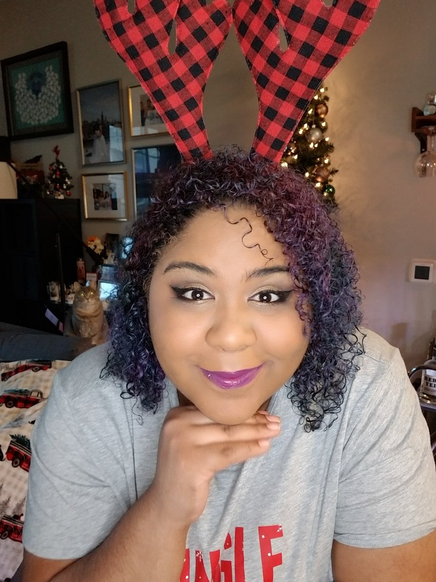 DrEsquivelPhD's tweet image. It&apos;s gonna be weird during the holidays but #Covid_19 will be over soon so lets #StaySafeForScience! Let&apos;s feel closer to family, by naming our fav fam meal, mine is tamales! @OliviaE69759642 buys them but they&apos;re still tradition! Why reinvent the wheel 🤣 what about y&apos;all?