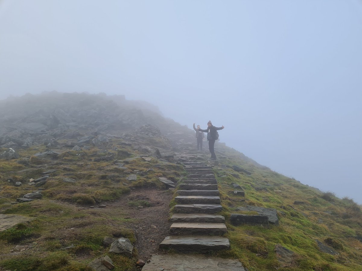 ScissettTerrier's tweet photo. Top Day out in the Dales! #Ingleborough #SimonFell #ParkFell #Whernside #Knackered @KeelanTown https://t.co/08DQrNaVNd