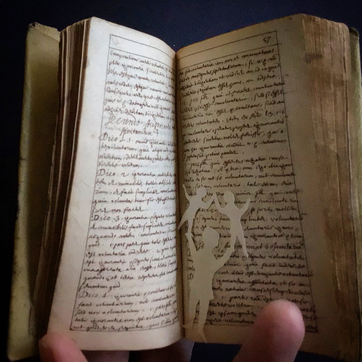 Peekaboo! Look what I found in the pages of this c1650 commonplace book. And just in time for #tinytuesday! 
.
#antiquebooks #oldbooks #oldscript #commonplacebook #commonplacebooks #tinybook #tinybooks #handwriting