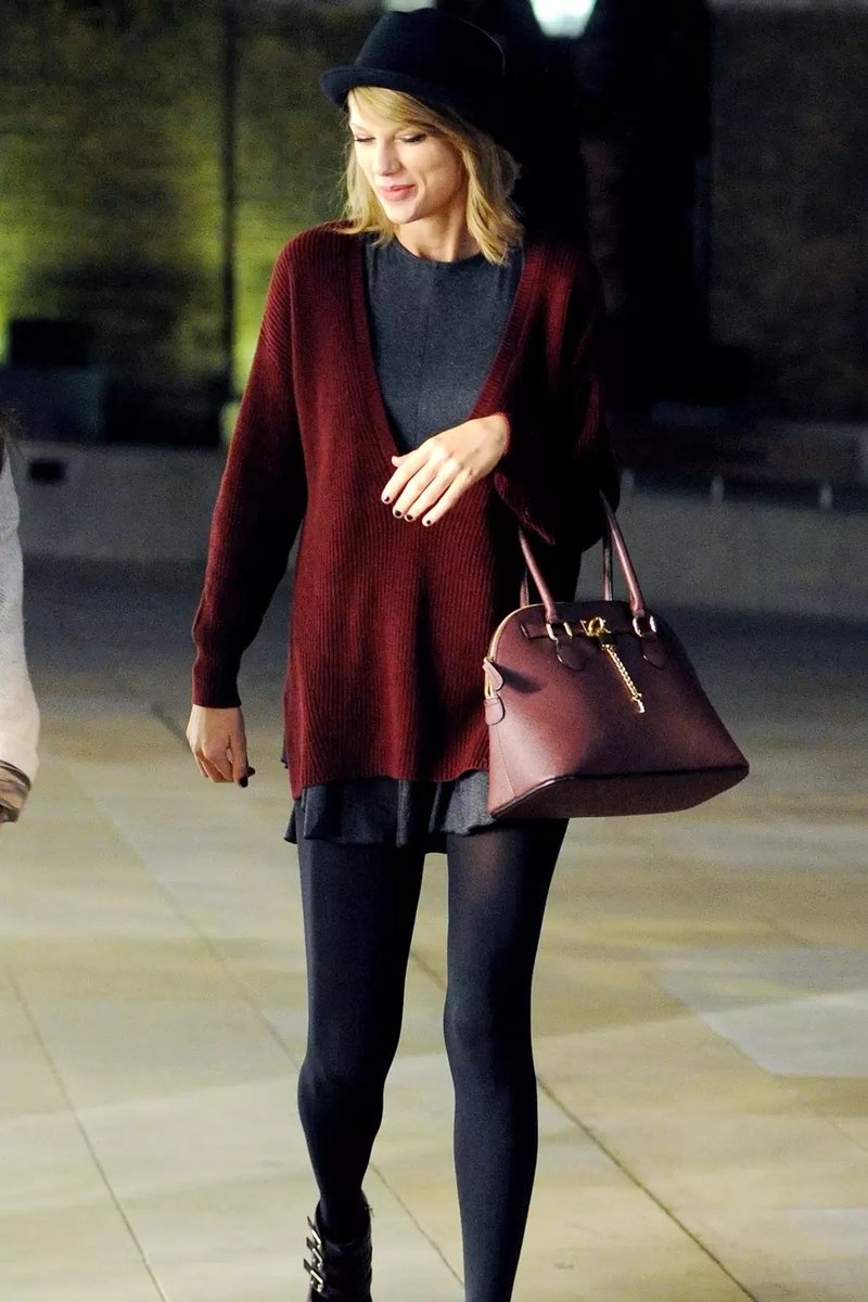 Taylor Swift as Harry Potter’s houses  a thread