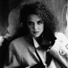 “We were all in a room, and Prince pressed play and just said, “Do u like it? (Laughs) I do remember being in the room singing those background vocals and getting up really high trying to work that vibrato.” Lisa Coleman on WFTP