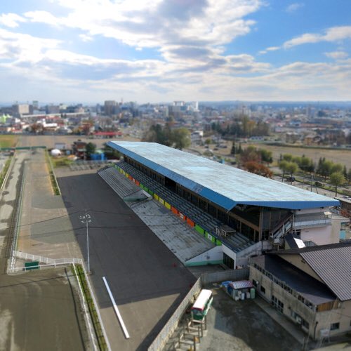 9 - OBIHIRO - JAPAN  Whilst not racing Thoroughbreds, OBIHIRO racecourse does race horses, they’re just monsters!It’s almost like harness racing but the jockeys are stood on sleighs behind the beastsIt’s less than a furlong and there’s also a random hill in the middle???