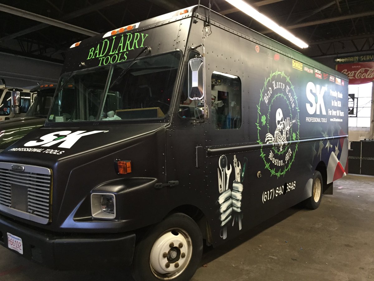 sgi_graphics's tweet photo. Our locations offer climate-controlled facilities that can house multiple vehicles, including your fleet of cars, vans, trucks, or trailers at the same time.  #fleetwraps #wrapped #wrapping #badlarry #boston #cargraphics  #truck  #sgigraphics #truckwraps https://t.co/8Sepbtn4aB