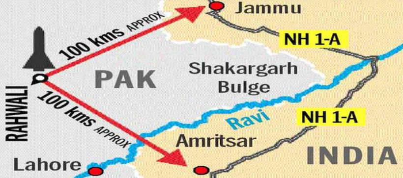 06 months later, the war was declared & Arun’s regiment was ordered to establish a bridgehead across the Basantar river in the Shakargarh sector, a 30 km dagger-shaped bulge of the  #Pakistan boundary towards  #Indian territory. #VijayDiwas(7/14)
