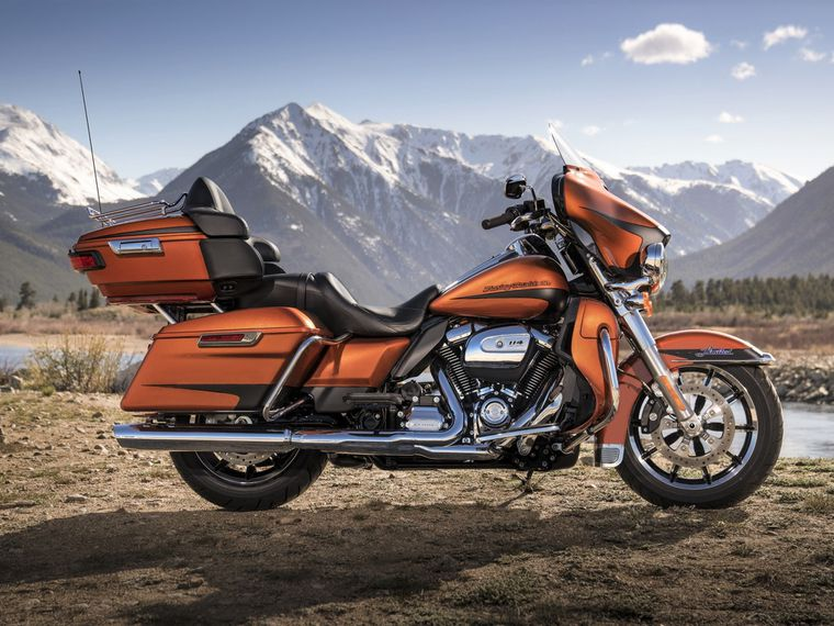 convergenz's tweet photo. Is Harley better than Honda?

All better by far on a Honda. Some people like the look and sound of Harleys, some are members of little clubs that omit any other bikes, especially Japanese ones. https://t.co/uFpVSRjU4k
