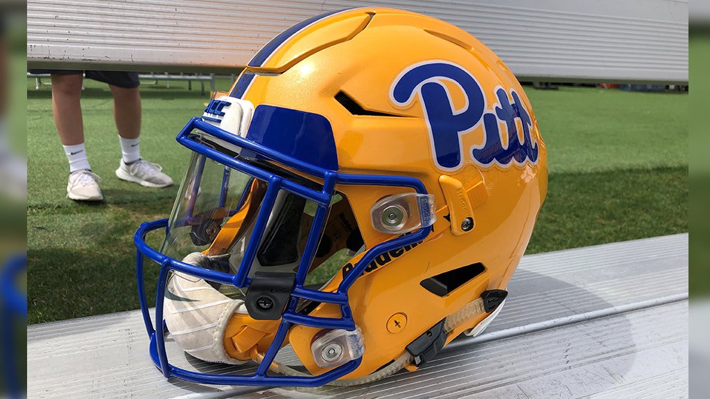 MarlenSewell's tweet photo. Blessed to receive an offer from The University of Pittsburgh #H2P 🔵🟡 https://t.co/U1CbGKK2FV