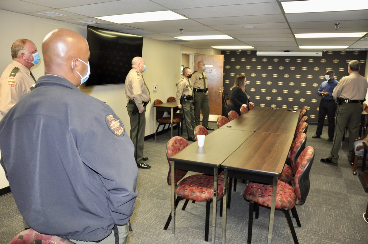 THP_Colonel's tweet photo. Today after 33 years, Colonel Dereck R. Stewart, has retired. On his last day in the office he met with his team. In his final official statement he said, “always take care of one another, believe in yourselves but most of all take care of our troopers.” We thank you sir. https://t.co/tYJDckKwDV