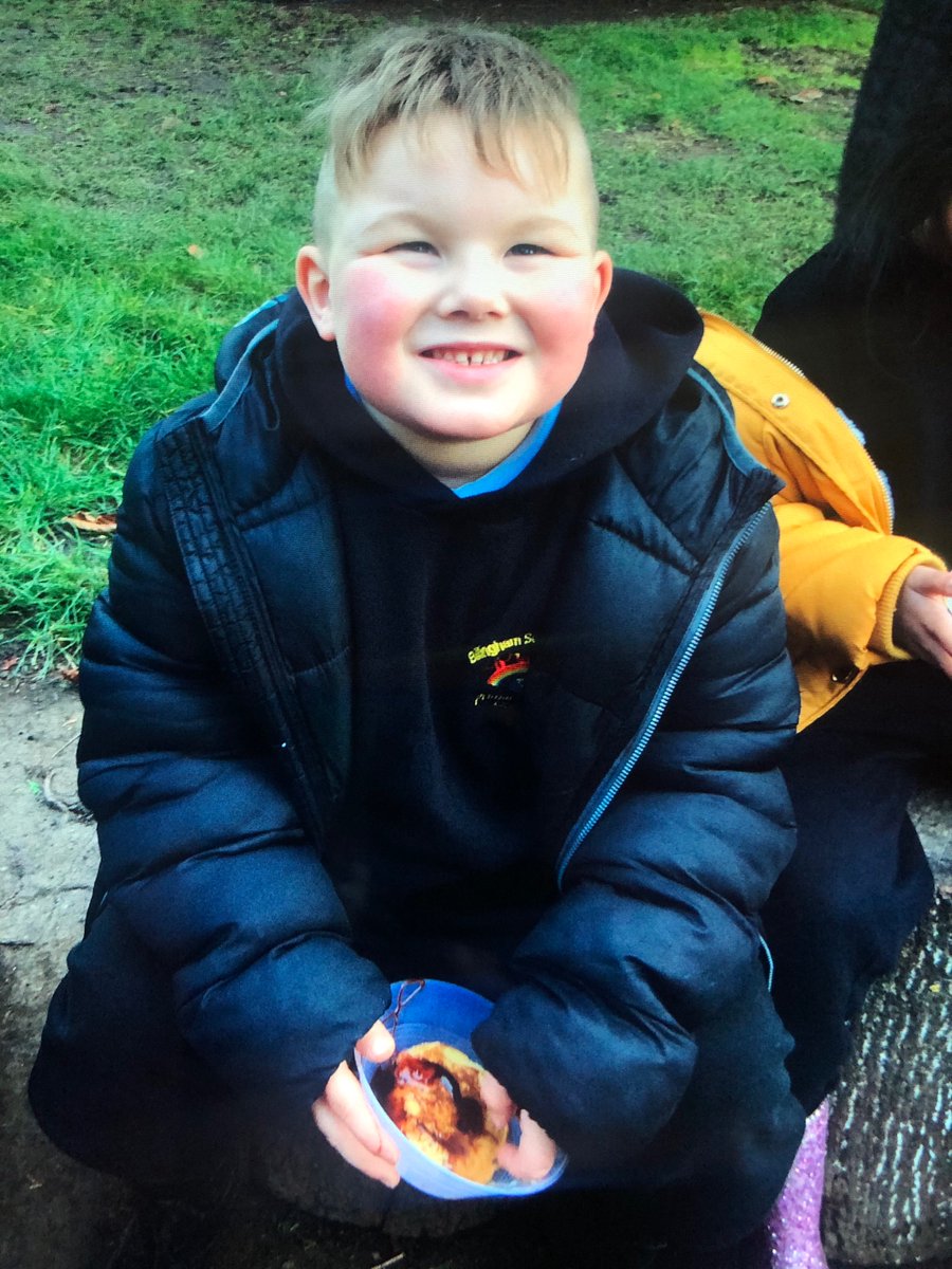 BillinghamSth's tweet photo. Pancakes cooked in the garden with @ScoutedSam  yesterday for year 1 https://t.co/YYR64SI0WO