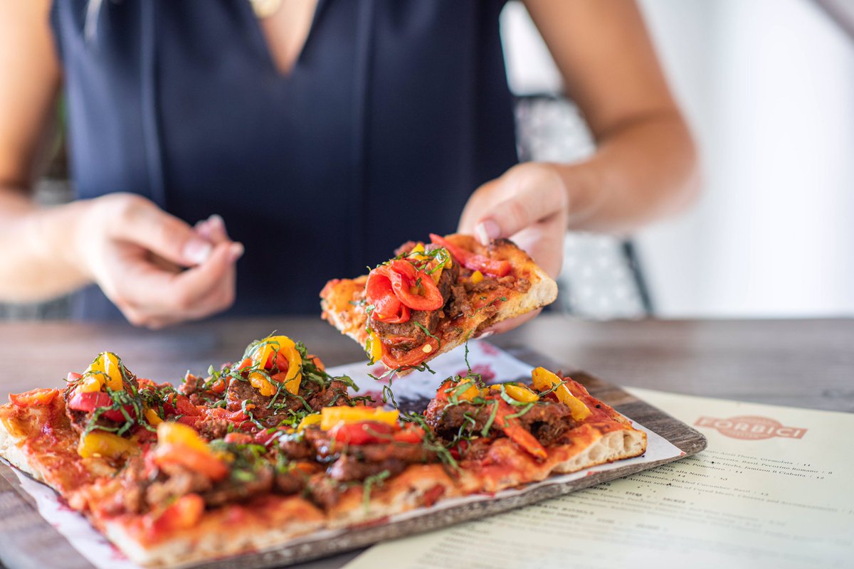 eatforbici's tweet photo. Making the impossible, possible with our Impossible pizza๐ฅ. Topped with smoked grape tomatoes, pomodoro, roasted peppers and basil ๐คค. #EatForbici #modernitalian https://t.co/GKtkQppvY1