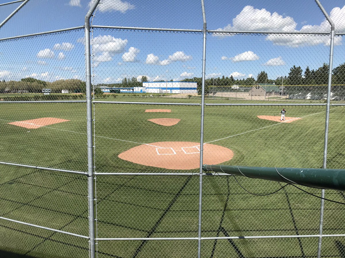 garret_korte's tweet photo. @baseballcanada @Baseball_BC @BaseballAlberta @BaseballSask @BaseballMB @BaseballOntario @baseballquebec @_Baseball_NB @baseball_ns @BaseballPEI1 @BaseballNL #CDNBallparks James Korte field in Muenster Sask. @MuensterSox https://t.co/0VjWobGbQp