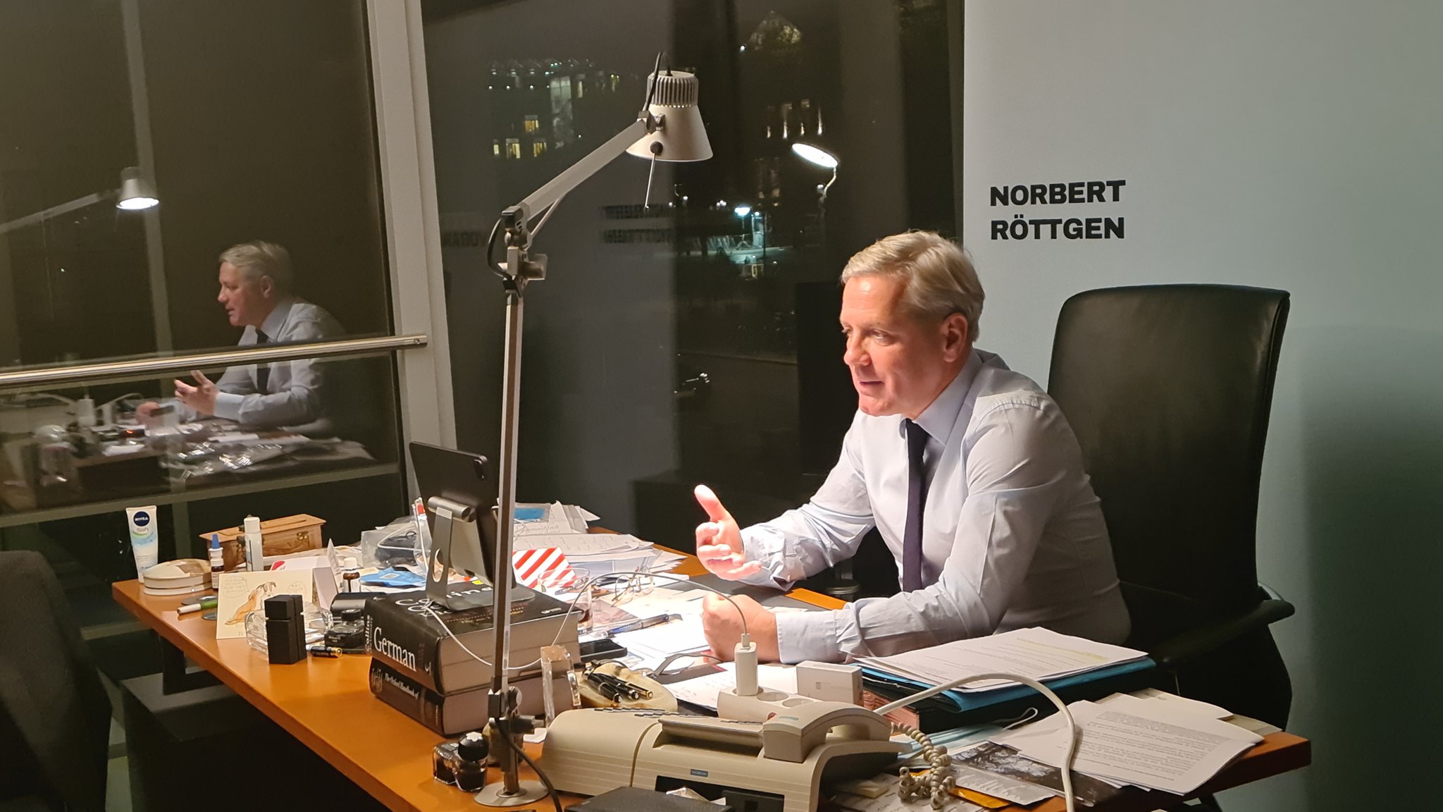 Norbert Rottgen V Twitter Wenn Ich Mit Unserer Basis Spreche Dann Erlebe Ich Ganz Viele Mitglieder Die Sehen Dass Wir Uns Als Partei Mit Der Gesellschaft Verandern Mussen Nicht Aus Einem Zeitgeist