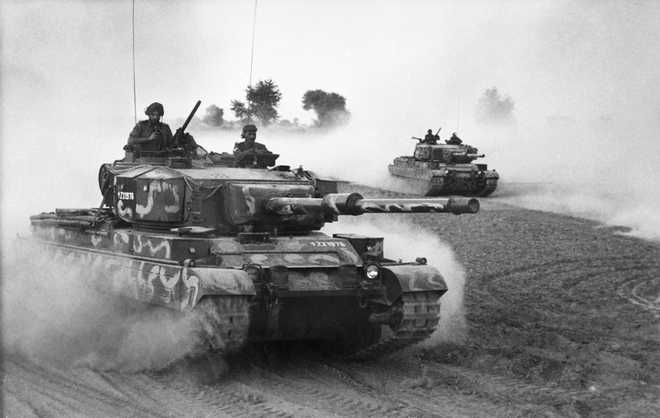 While crossing the Basantar River, their tanks came under fire from  #Pakistani tanks & recoil gun. They retaliated fiercely destroying tanks, capturing gun, over-running enemy defences. #VijayDiwas(9/14)