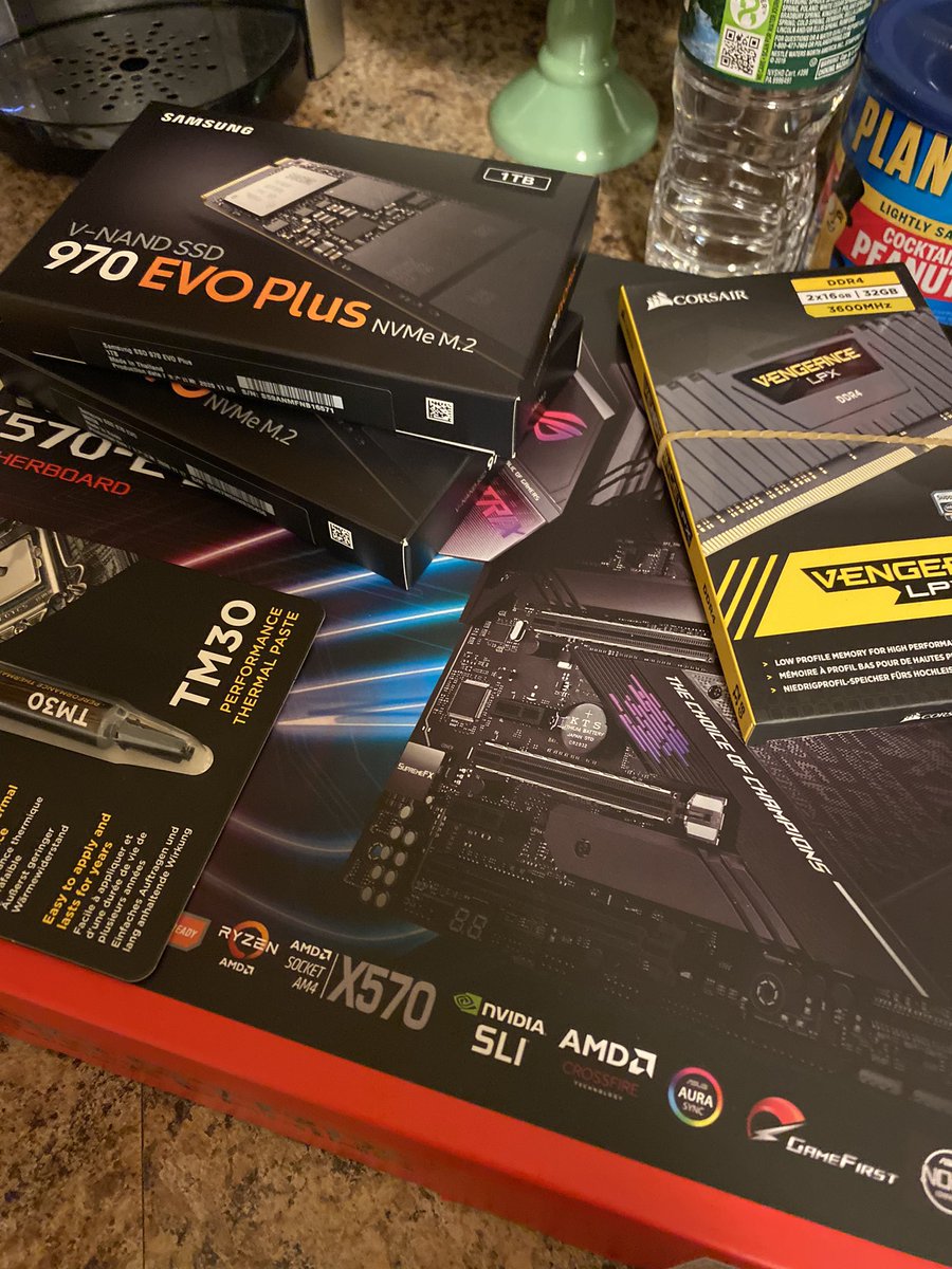 Armes_ISR's tweet photo. @Mercury_ED Parts started to arrive today!  Man, I’m feeling all wicked geeky today!  Xoxo https://t.co/GffiqN3Wmw