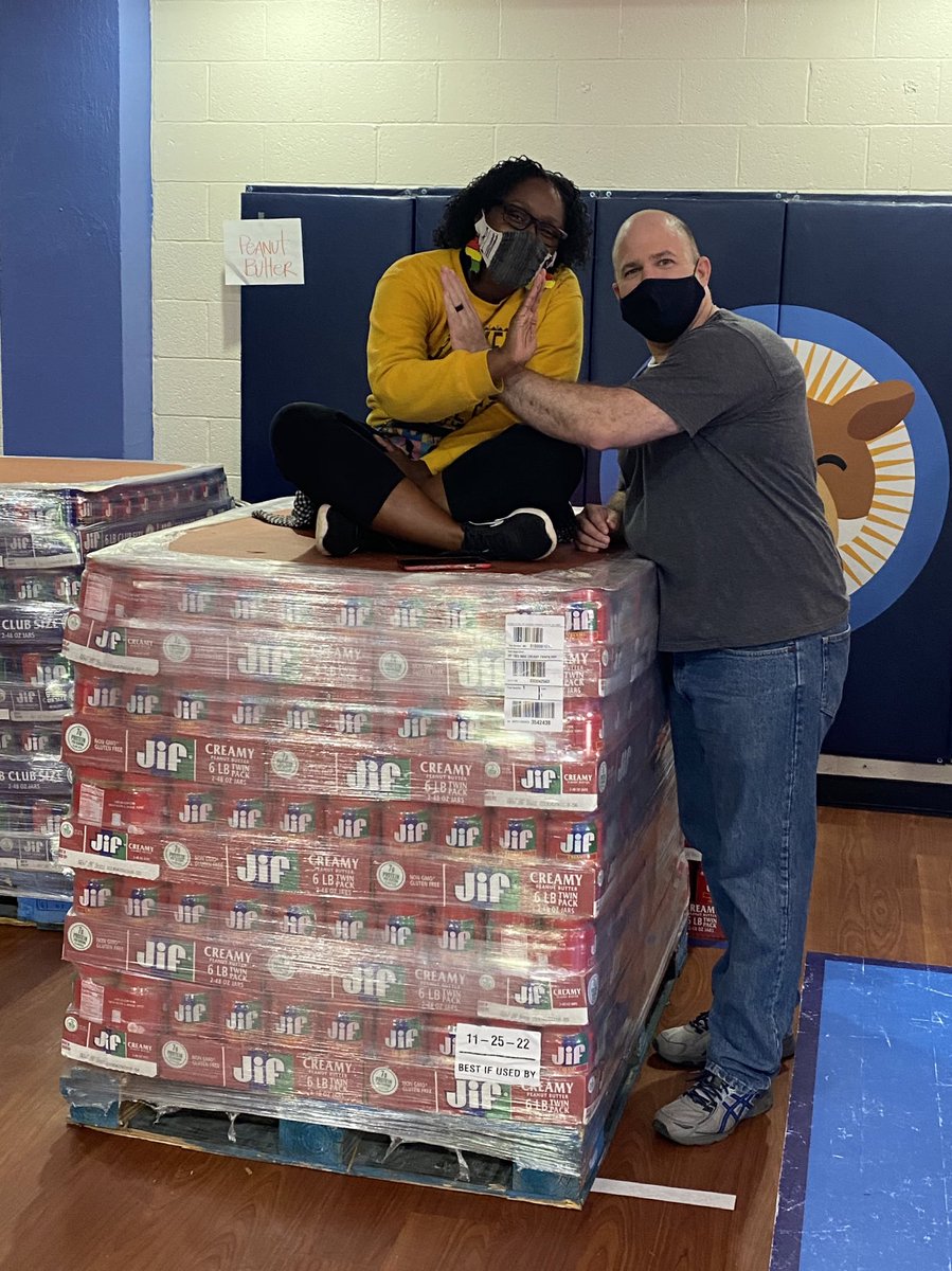 Turquoise ( @PrkrsProfessors) and I for our annual Eagle Pride pose – this time with her seated on 2,700+ lbs of peanut butter  – bei  Lakewood Elementary School