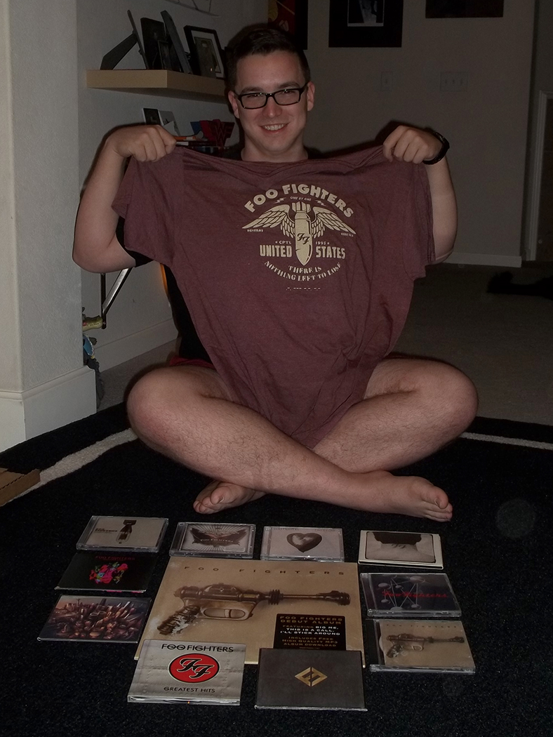 TheWhatsUPDATE's tweet photo. @foofighters @bobdylan The song a night has been making every night even better. This was my night 5. The shirt and the vinyl LP are new. The first three @foofighters CDs were already in my home the day I was born. I've been a #FooFan for life. #HappyHanukkah https://t.co/V7PsT5tDj6
