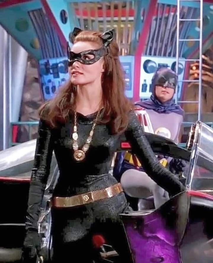 as a side note, the silhouettes that eartha kitt, julie newmar, and michelle pfeiffer had as catwoman are way more intense than cooke drew. you can use bigger hip pads and less cinching to emulate his art than you can trying to replicate the “real” ones, hilariously.