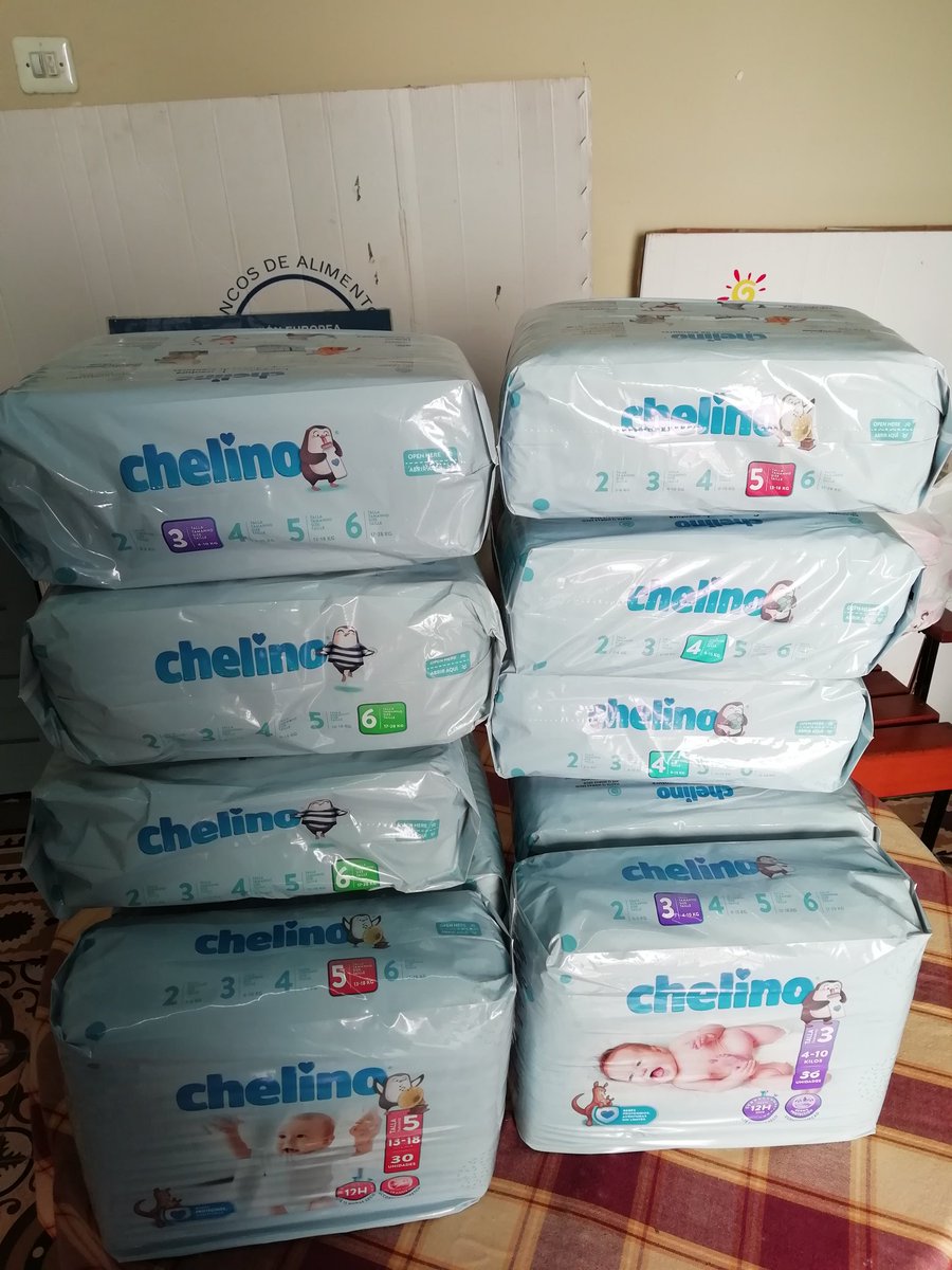 asoap2005's tweet photo. Esta mañana empleados de Securitas Direct del centro de trabajo de Tomelloso nos ha donado un variado y abundante lote de alimentos.
Poco después, Antonio nos ha traído 15 paquetes de pañales.
Gracias por vuestra solidaridad. 
@enTomelloso @DiputacionCR @nargamasilla https://t.co/HAlpxE9wpf
