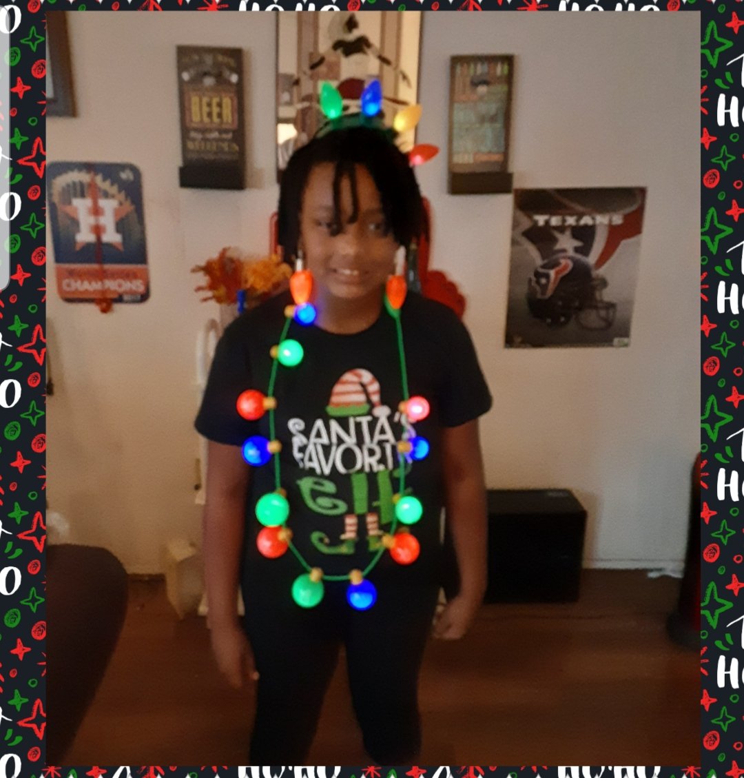 nessaboorn's tweet photo. 12 Days of Christmas countdown to Winter Break @WhidbyES  🎅🏾🎄🎁 Day 9- Shine Bright Like a Light: lighten up the day with holiday lights, necklaces etc. Get your holiday shine on! ❤💚
#virtuallearner #3rdgrade https://t.co/OCZvaFswmD