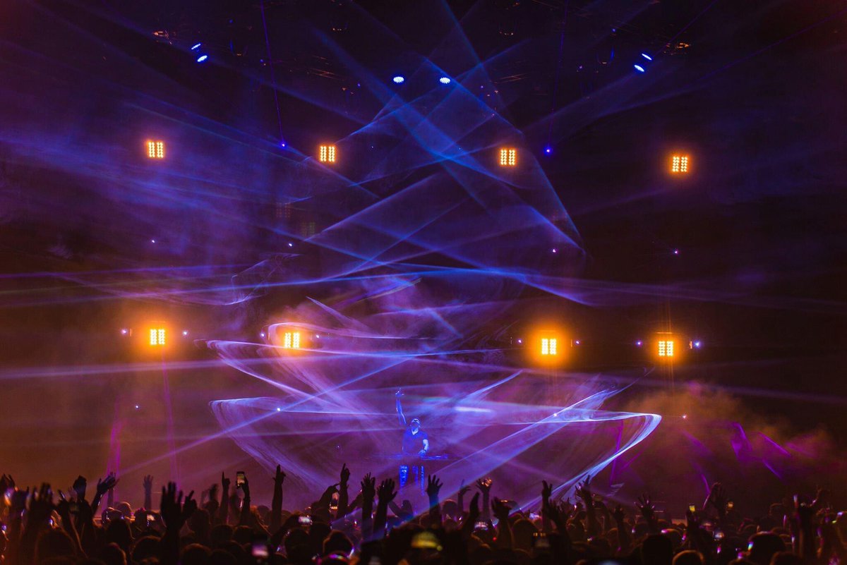 Laserface tweet media