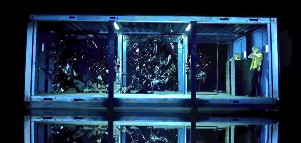 ArtistViktorija's tweet photo. The boys are stuck in a cage-like glass structure that's about to collapse. A very familiar concept 😳
#ENHYPEN #LetMeIn #20Cube #LetMeIn_Teaser @ENHYPEN_members https://t.co/YBTajXW8Cl