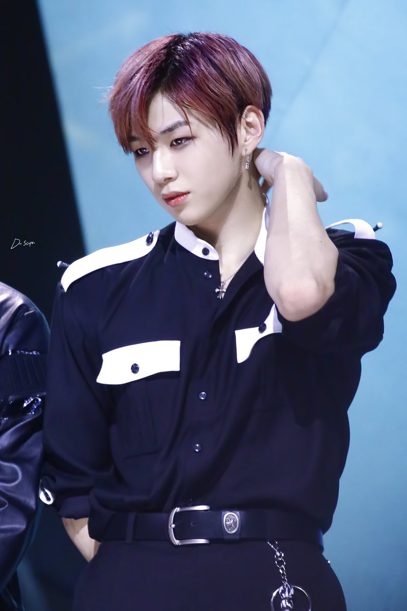 Hourly KangDaniel tweet media