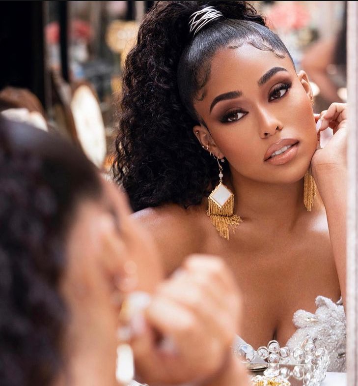 Let the beauty self reflect #DoingSavageRight