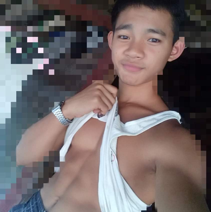 ZayYar85's tweet photo. ကျနော့်ကိုချစ်လို့ခင်လို့လာfollowလုပ်ပေးတဲ့သူတွေအတွက်ဒါနပြုပါတယ်😘😘😘😘 https://t.co/bFEvbPlKbM