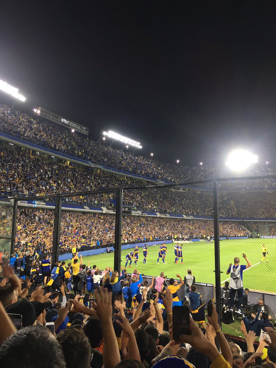 PasionBosteraof's tweet photo. ¡HOY JUEGA BOCA SEÑORES, NOCHE DE COPA LIBERTADORES! 😍🏆 https://t.co/Jhv5fi8fbP