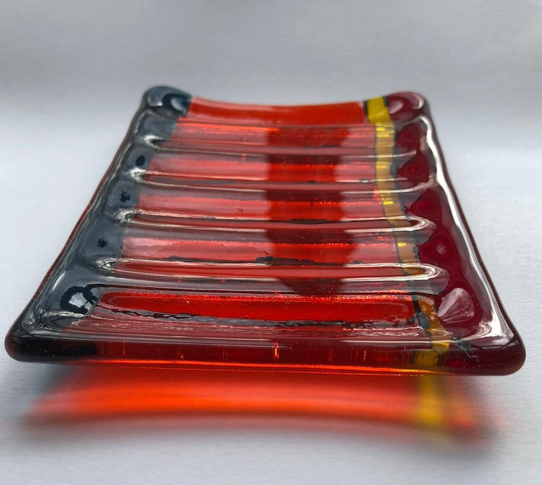 BlueOwlArt's tweet photo. Gift idea! Orange handmade fused glass soap dish #Grantham #xmas2020 #Getsoapy https://t.co/FE9mRhcm5P