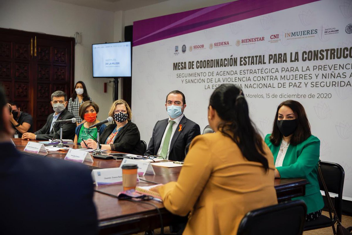 SG_Morelos's tweet photo. Gobierno Federal y Estatal reunidos para el seguimiento de la estrategia nacional contra la violencia de género
• La titular del Instituto Nacional de las Mujeres, @nadgasman, participó en la Mesa de Coordinación Estatal para la Construcción de la Paz https://t.co/hw2iRfNVk0 https://t.co/sil7k2x102