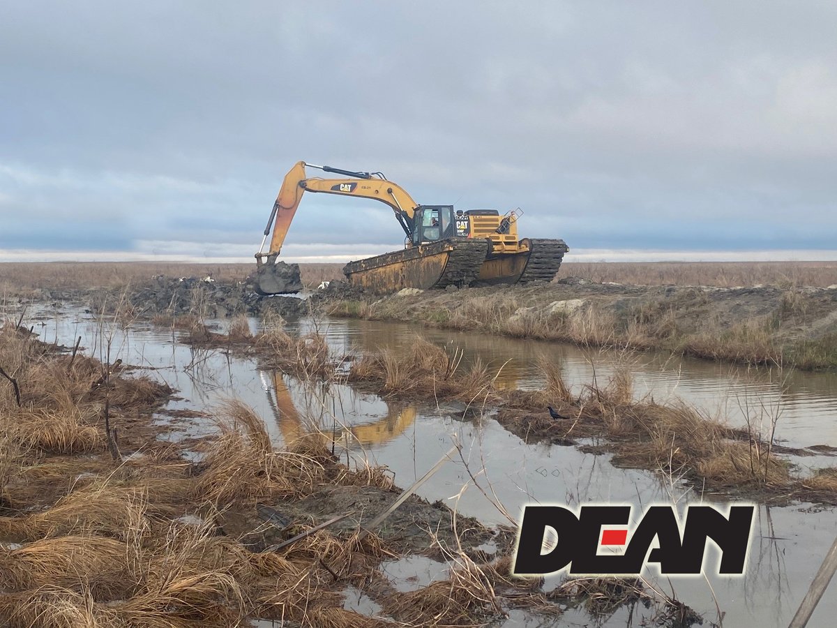 Dean_Digs's tweet photo. Need to move water or increase drainage? Let DEAN handle the load.  We work to drain water from low-lying areas, alongside roadways, fields, or worksites. Need the job done fast with extreme attention to safety and detail? We are here to help. https://t.co/r53X87ooFB