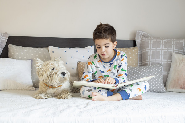 Heard about the new @nzbookcouncil reading challenge? They've joined forces with <a href="/RNZSPCA/">SPCA New Zealand</a> to get kids reading more books over the holidays. 

Find out what's involved and how you can win: bit.ly/3ntanMx