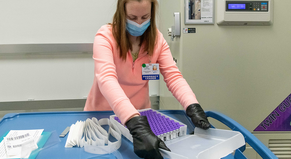 BJC_HealthCare's tweet photo. Another step closer.  COVID-19 vaccines arrived early this morning and some of our caregivers will begin receiving theirs this week. It’s an historic win for science and we couldn’t be more excited! https://t.co/M3giVeh44a