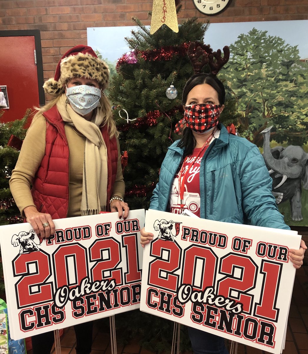 Surprising our seniors with some  holiday cheer ⁦<a href="/coventrycareer/">Regional Career & Technical Center</a>⁩