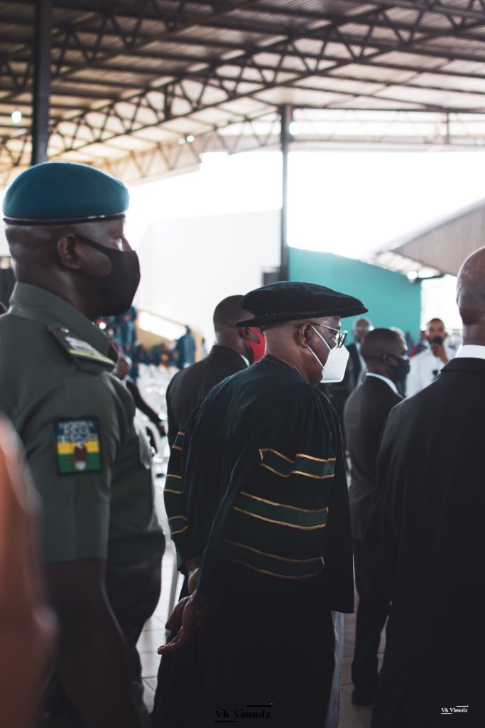 Vincent_Kalu1's tweet photo. The Governor of Rivers State,Nigeria  
Her excellency,
Chief (Barr.) @Gov_Wike advancing to His convenient seat with His Associates during the RSUST 32nd convocation ceremony and 40th Anniversary 2020.
#RiversStateGovernment #RiversStatePress
#NigerianNews 
#RSUST #PDPRIVERSTATE https://t.co/MPjYrZa0h8